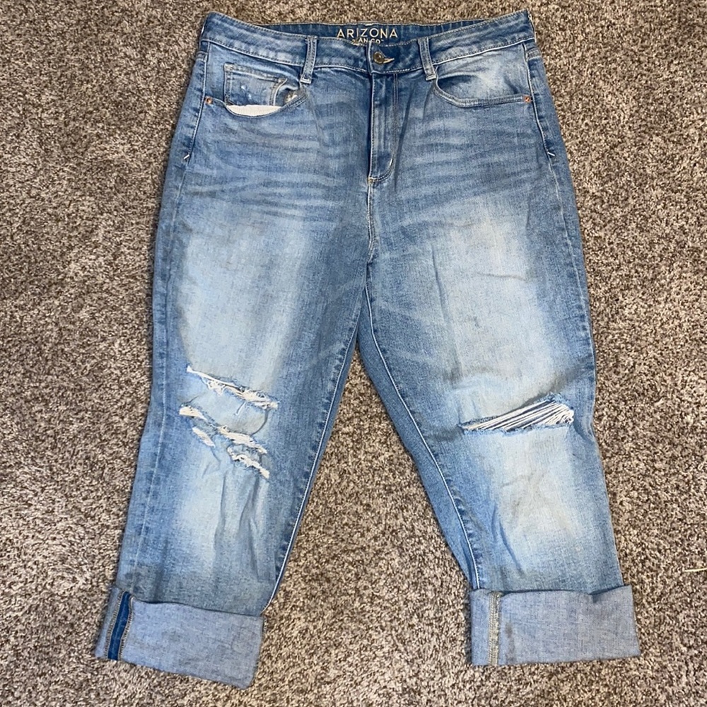 Arizona Co. Capris size 13 loose fit